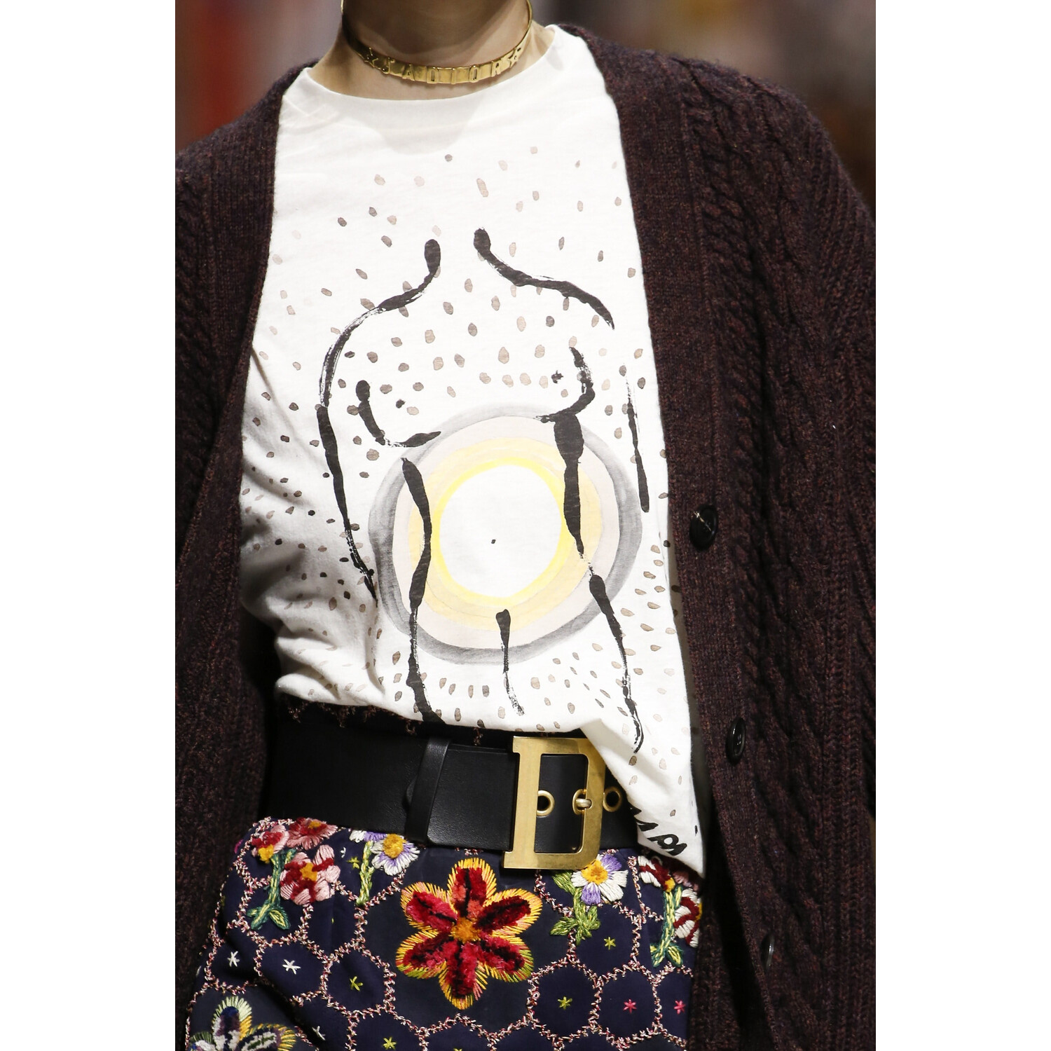 Фото Details Christian Dior , Details Dior Fall 2018 Ready-to-Wear , Детали показа Кристиан Диор , Детали показа Диор осень зима 2018 , Fashion show , неделя моды в Париже , PFW , Мария Грация Кьюри , Mainstyles